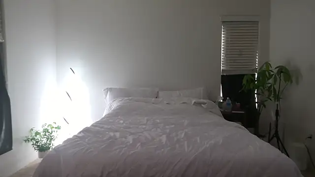 ha888we online show from March 9, 2025, 4:00 pm