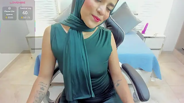 Zulema hamdi online show from October 17, 2025, 11:56 am