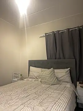 Snapshot of Go_Meg chatting on October 9, 2025, 12:33 am Go Meg online show from October 9, 2025, 12:33 am