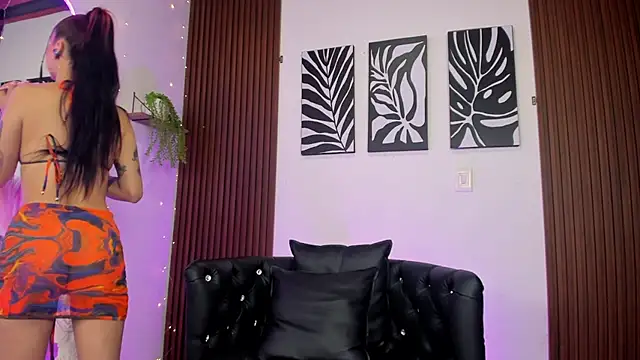 Snapshot of Georgina_caruso chatting on March 2, 2025, 11:39 pm Georgina caruso online show from March 2, 2025, 11:39 pm