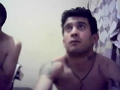 EstebanAkyLu online show from November 5, 2025, 7:44 am