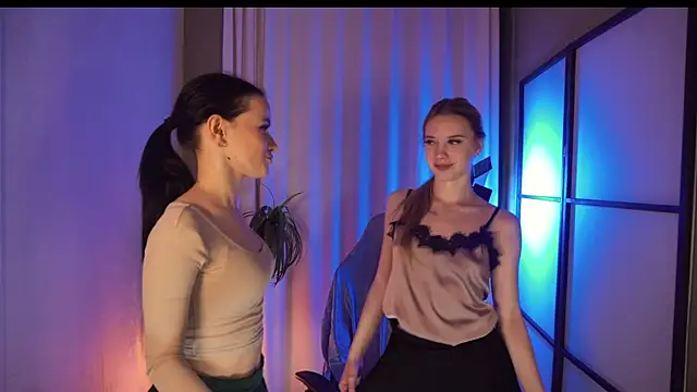 katt  y online show from February 8, 2025, 6:01 am