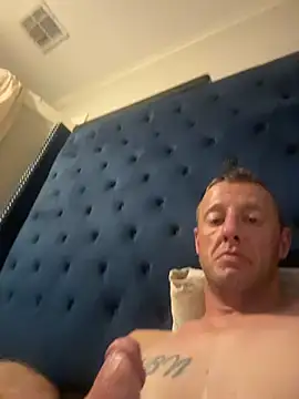 biggzee6 online show from June 10, 2026, 4:24 am