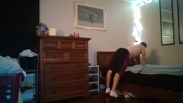 biggzee6 online show from September 14, 2025, 7:09 am