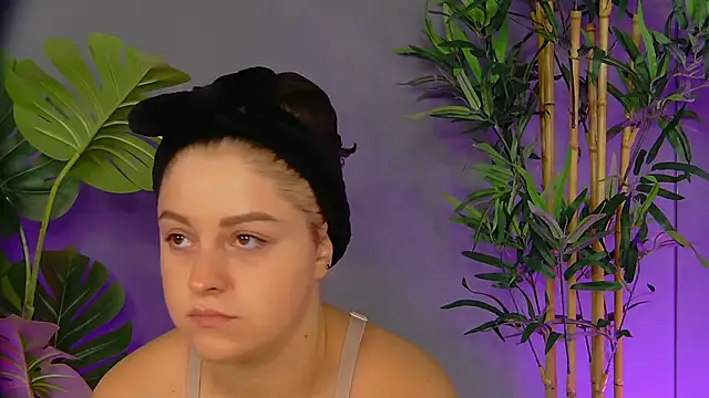 PatriciaSpice online show from September 19, 2025, 5:00 am