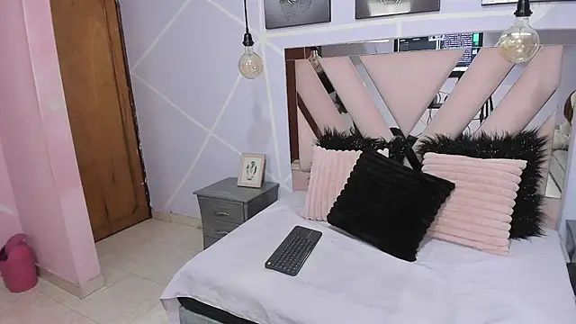 Gletty noa online show from March 22, 2025, 3:41 am