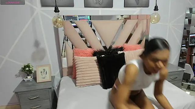 Gletty noa online show from March 12, 2025, 3:57 am