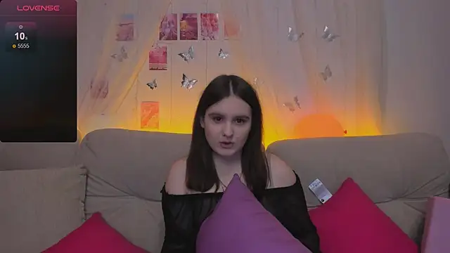 Chelsy Berry online show from January 26, 2025, 12:01 pm