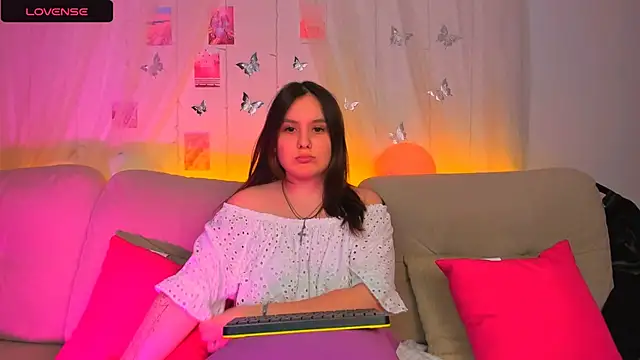 Chelsy Berry online show from February 1, 2025, 11:31 am