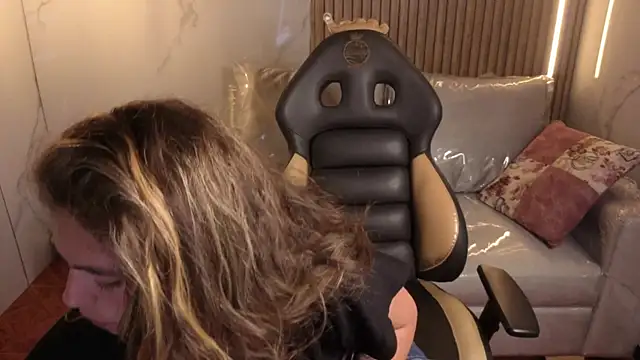 Kitten Cam online show from January 15, 2026, 4:27 am