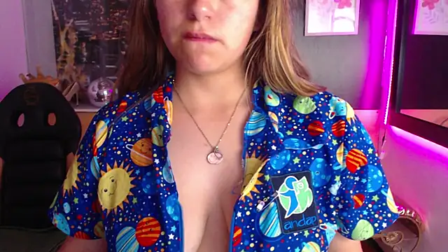 Kitten Cam online show from October 10, 2025, 5:52 am