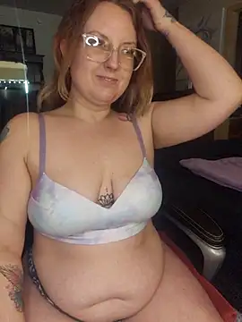 TattedMamaXOXO online show from February 20, 2025, 4:25 pm