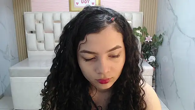 Snapshot of shalon_diaz_s chatting on November 19, 2025, 1:11 pm shalon diaz s online show from November 19, 2025, 1:11 pm