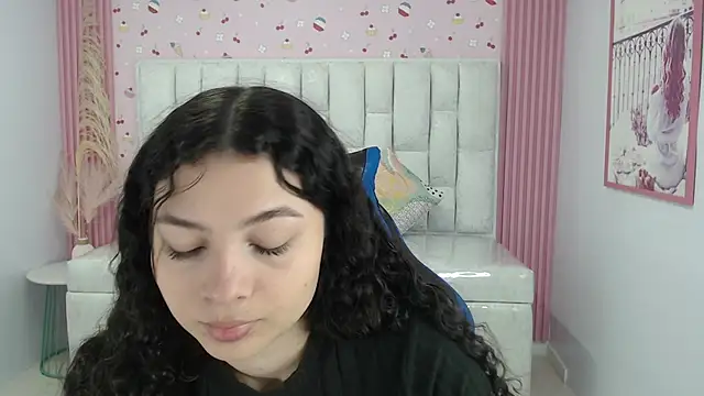 Snapshot of shalon_diaz_s chatting on September 30, 2025, 1:17 pm shalon diaz s online show from September 30, 2025, 1:17 pm