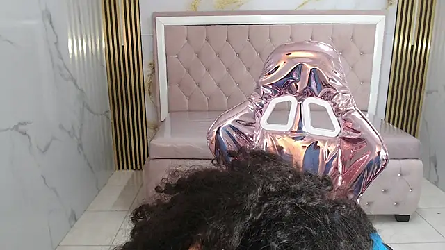 Snapshot of shalon_diaz_s chatting on March 21, 2025, 4:29 pm shalon diaz s online show from March 21, 2025, 4:29 pm