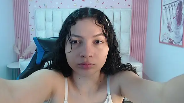 Snapshot of shalon_diaz_s chatting on September 18, 2025, 1:03 pm shalon diaz s online show from September 18, 2025, 1:03 pm