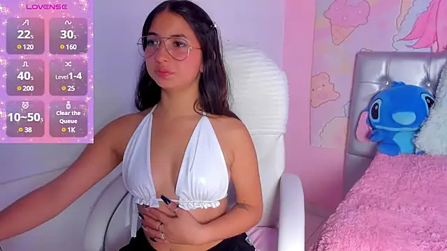 sofia  james online show from February 21, 2025, 5:35 am