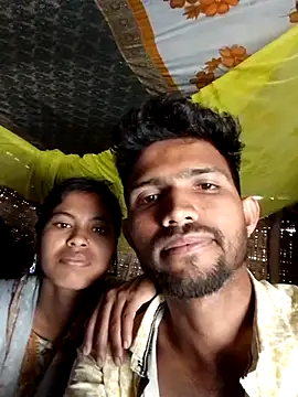 Hot couple 1 online show from March 6, 2025, 5:46 am