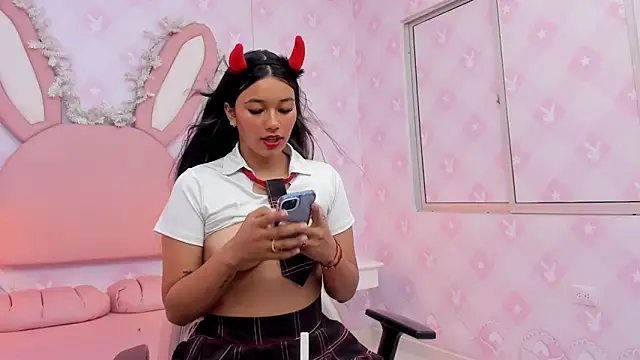 LIA SWAN  online show from February 14, 2026, 3:51 am