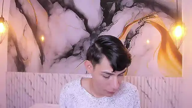 JackeOwens online show from September 19, 2025, 11:47 am