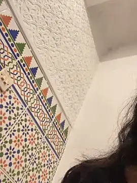 majdolin78 online show from February 21, 2025, 1:55 pm