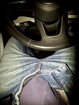 Nzino1983 online show from March 25, 2026, 6:29 pm