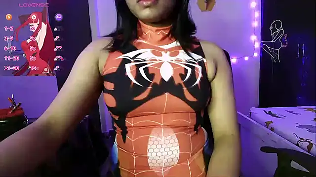 night queen07 online show from October 12, 2025, 6:42 pm