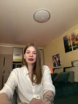 ReginaSparkle online show from February 26, 2025, 1:25 am