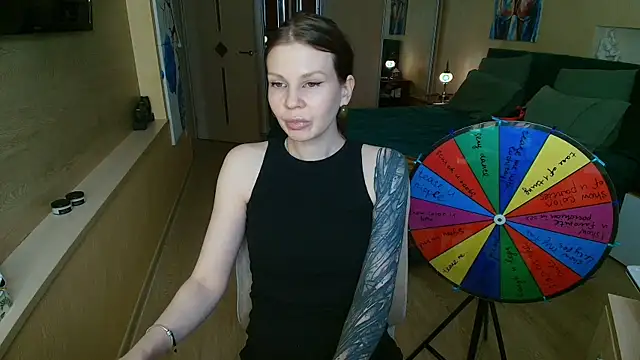 ReginaSparkle online show from April 14, 2026, 10:53 am