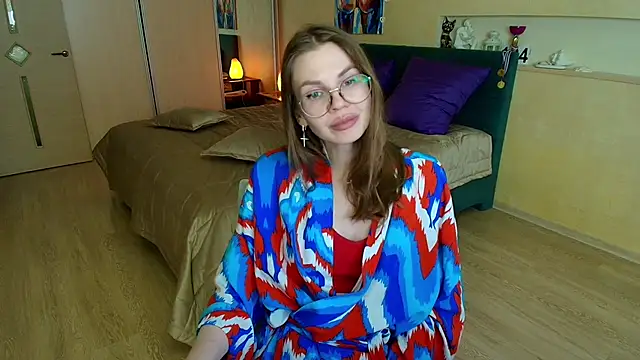 ReginaSparkle online show from March 12, 2025, 11:33 pm