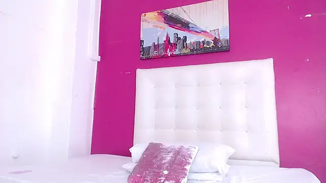 tinyy whore18 online show from September 27, 2025, 5:08 pm