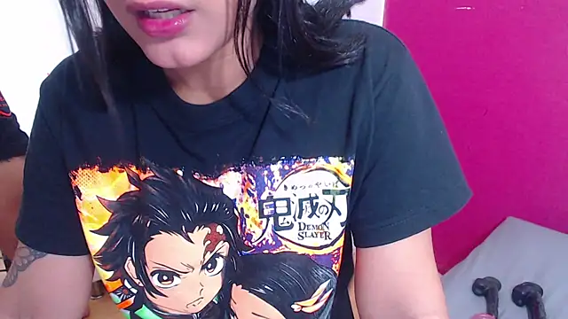 tinyy whore18 online show from March 3, 2025, 4:05 pm