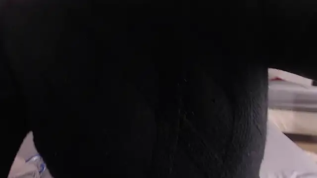 tinyy whore18 online show from October 15, 2025, 3:09 pm