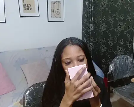 LITTLEDOLLHOT online show from November 28, 2025, 1:00 pm