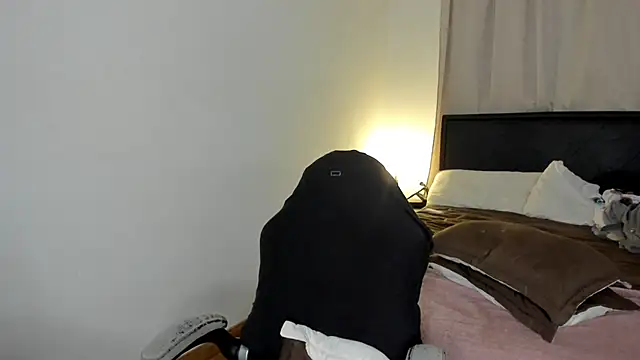 brithany olson25 online show from February 5, 2026, 1:01 am