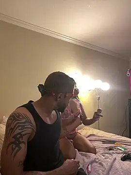 FreakyRu online show from May 31, 2026, 5:24 am