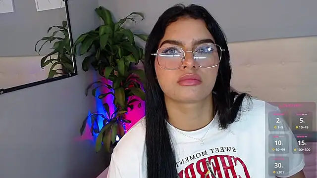 karoll danielss online show from February 11, 2025, 3:50 am