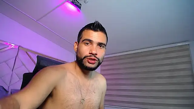 luxurycoupl online show from September 15, 2025, 3:29 am