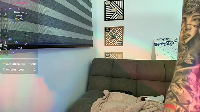 love sharol  online show from March 18, 2025, 2:51 am