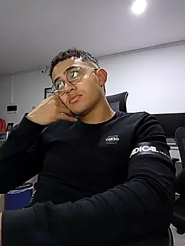 Thonny-becker online show from February 16, 2025, 1:58 am