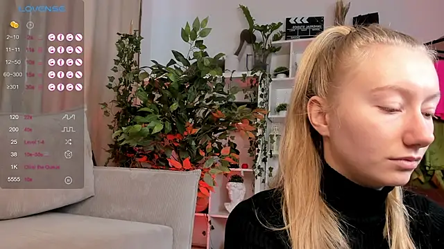 Snapshot of Rachel_Rut chatting on September 30, 2025, 4:18 am Rachel Rut online show from September 30, 2025, 4:18 am