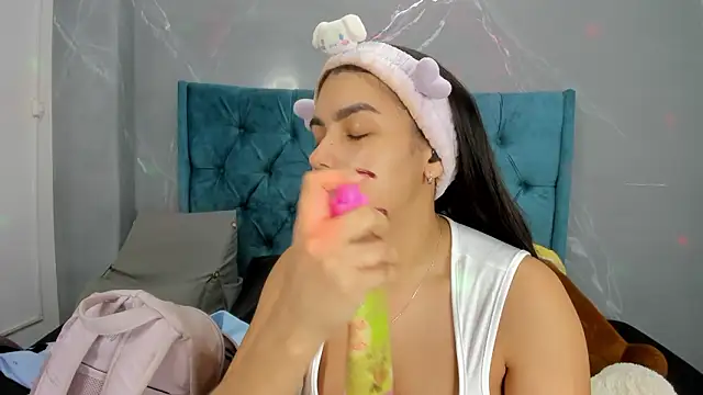 Snapshot of fierygroup chatting on February 4, 2026, 12:16 am fierygroup online show from February 4, 2026, 12:16 am