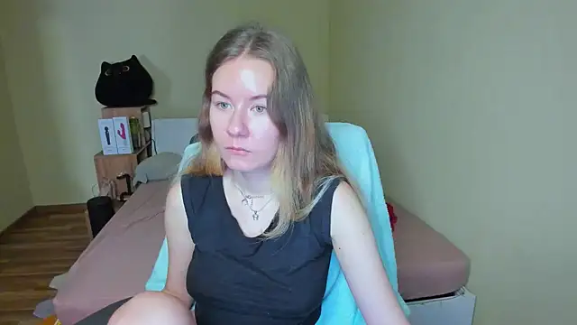 EmilyPaw online show from March 15, 2025, 7:20 am