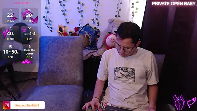 Tina 4 Charlie online show from November 28, 2025, 2:39 pm