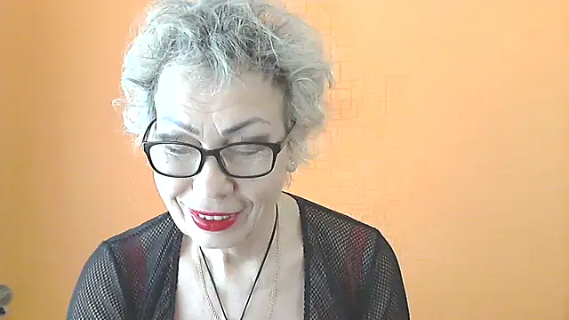 NessyJenixs online show from March 8, 2026, 7:22 am