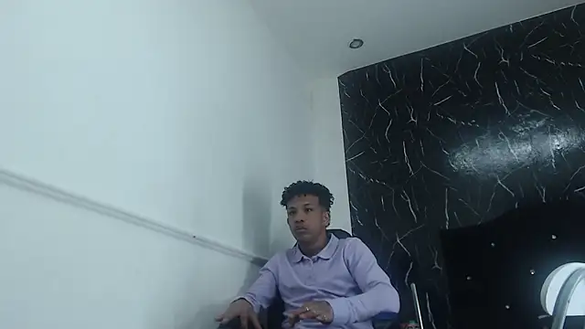 carlos alber12 online show from October 3, 2025, 12:17 pm