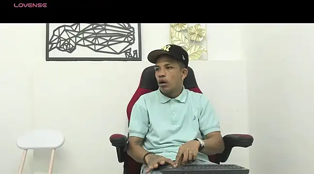 carlos alber12 online show from March 17, 2025, 12:57 pm