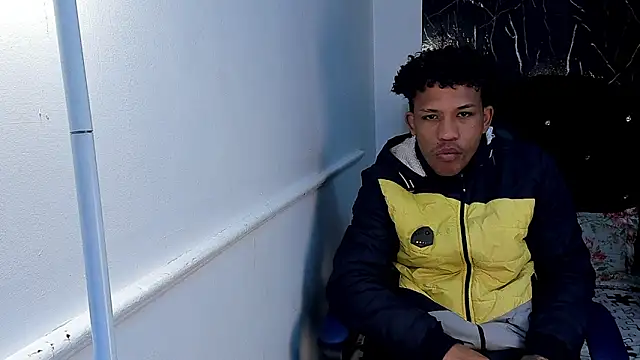 carlos alber12 online show from October 7, 2025, 12:50 pm