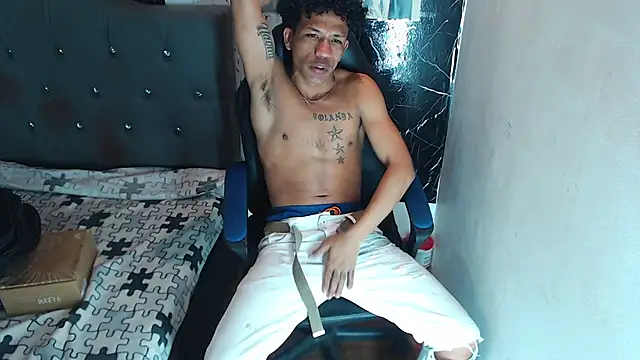 carlos alber12 online show from November 21, 2025, 8:30 pm