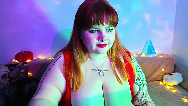 missmayaqueen online show from November 7, 2025, 10:42 am